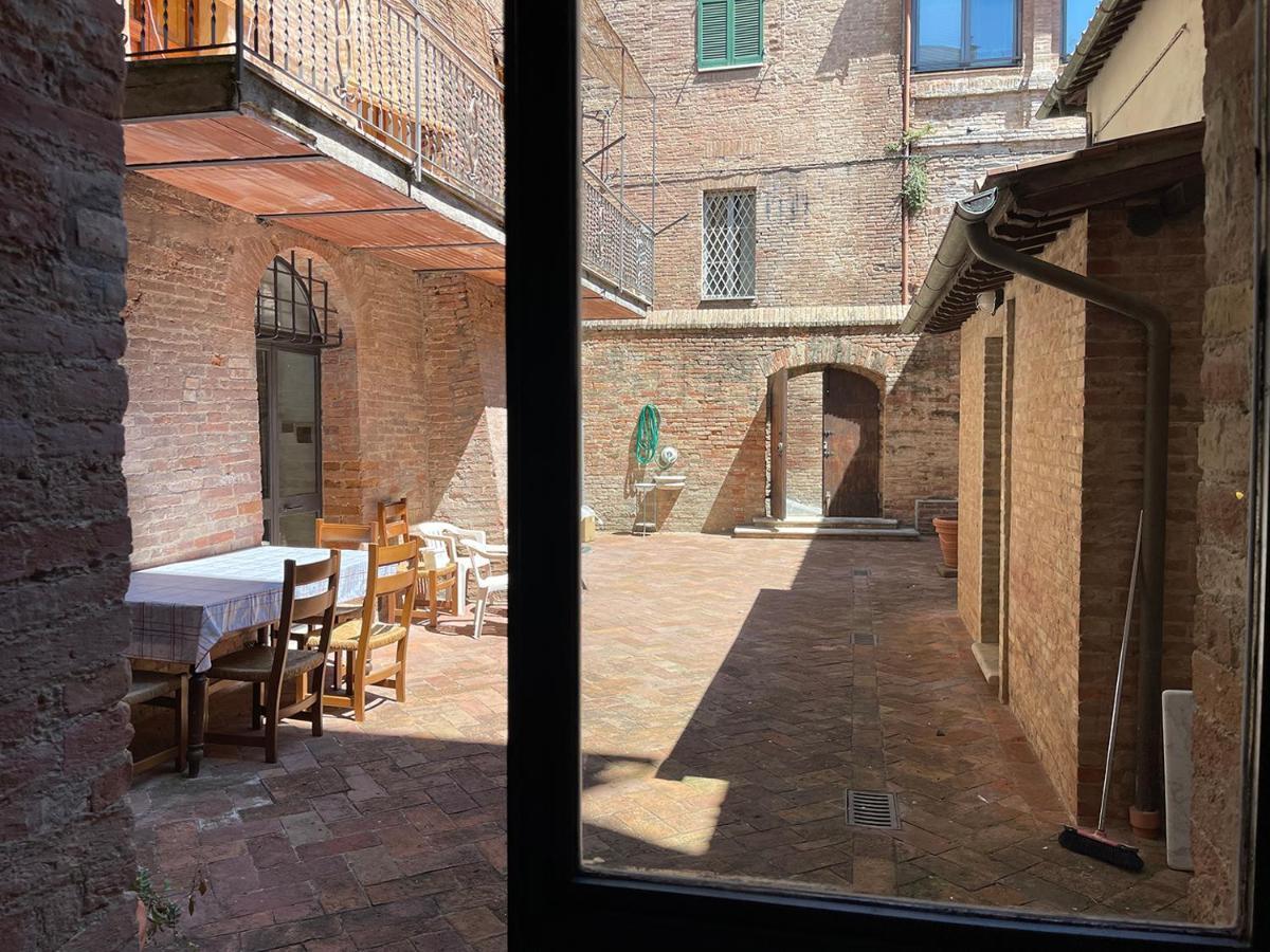 Fonte 6: Centro Vicino Piazza Del Campo Apartment